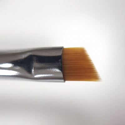 Кисть для бровей сверхточная Brow Henna № 2